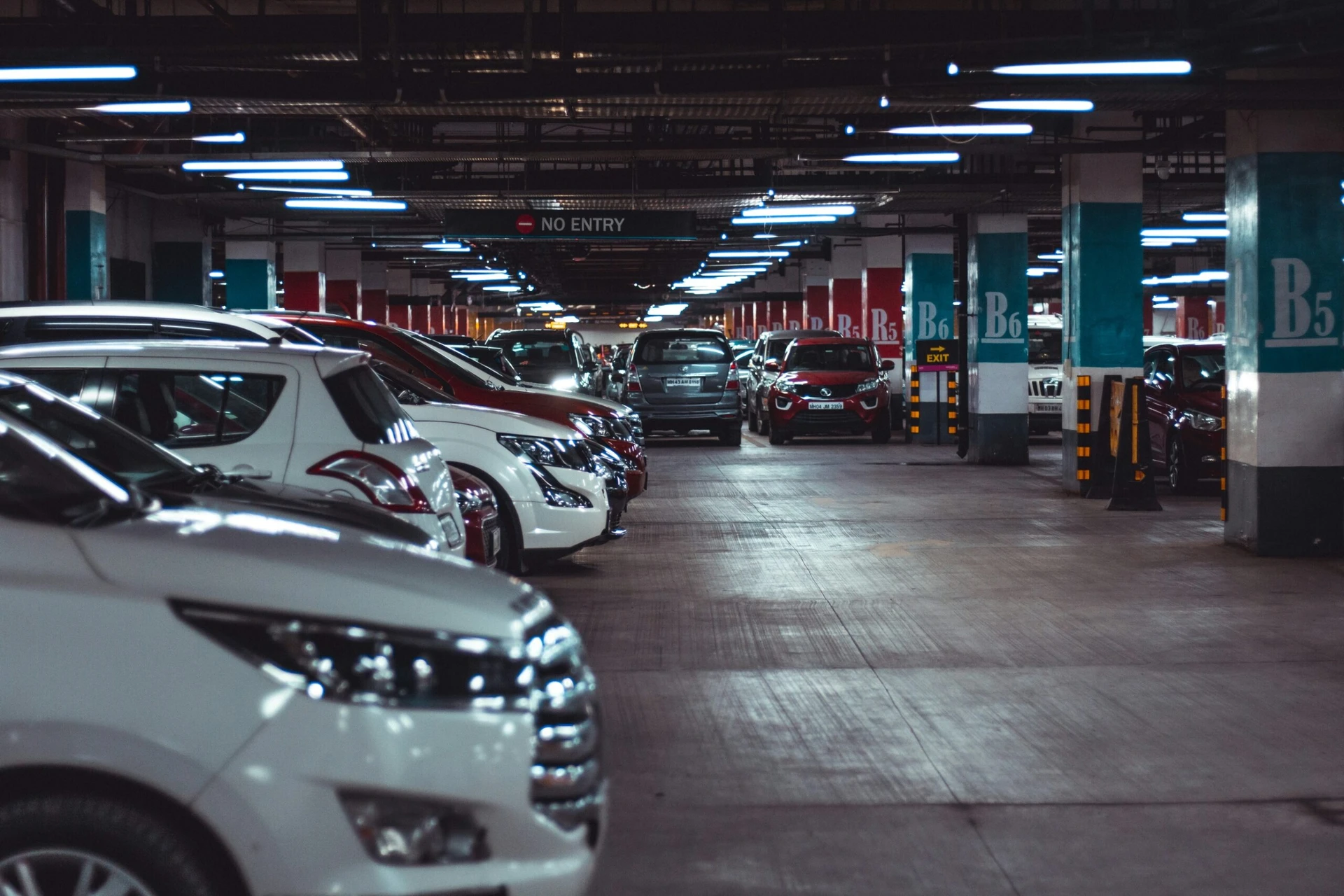 aditya-rathod–I1AgAq3PCQ-unsplash (1) Trueparkings: Kansas City International Airport (KCI/MCI)|MCI Airport Parking Advantages Over Ride Share